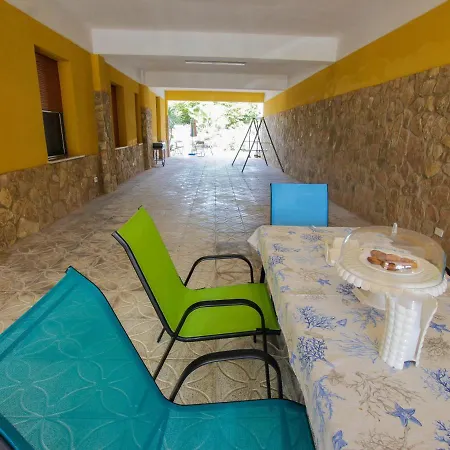 Silvana-fronte Mare Villa Marsala